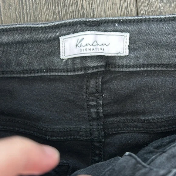 Distressed Kancan high-rise skinny jeans - Picture 2 of 5